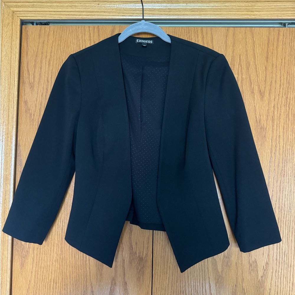 Cropped Black Blazer